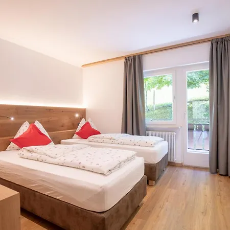 Haus Christian Bed & Breakfast Nova Levante