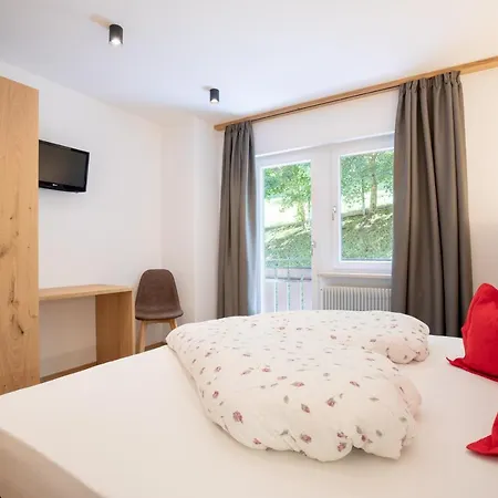 Haus Christian Bed & Breakfast