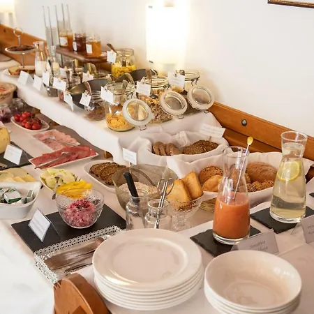 Haus Christian Bed & Breakfast Nova Levante